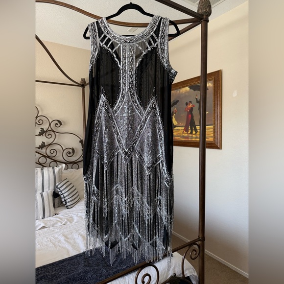 Unique Vintage Beaded and Embroidered Flapper Dress - Picture 3 of 11